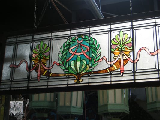 Aardvark Antiques by null