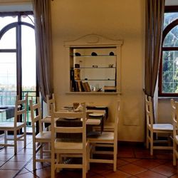 Hotel Herculaneum - Dinning room on first floor