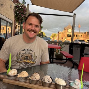 Sugar Bowl - 6 flavor flight - Desserts Near Me - Decorah, Iowa