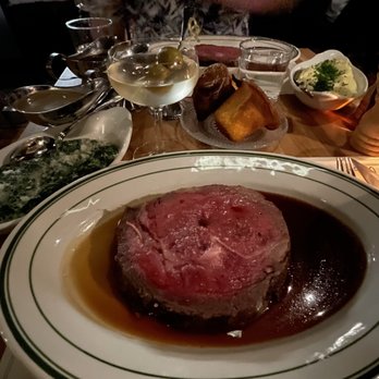 St. Clair Supper Club - King prime rib - American Near Me - Chicago, Illinois