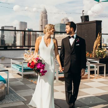 Alexander South NC - Uptown Charlotte Rooftop Wedding - Event Photography Near Me Alexander South NC - Uptown Charlotte Rooftop Wedding - Event Photography Near Me