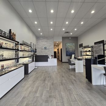 Valley Optometry Eyecare - Inside is spacious and clean - Optometrists Near Me - Granada Hills, California Valley Optometry Eyecare - Inside is spacious and clean - Optometrists Near Me - Granada Hills, California