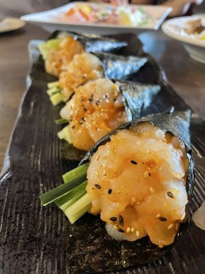 Satomi Sushi by null