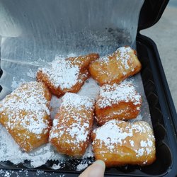 Lil AJ's Italian Ice - Beignets