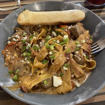 Croft Kitchen and Bar - Steak and Gorgonzola pasta - Pubs Near Me - Crosby, Minnesota
