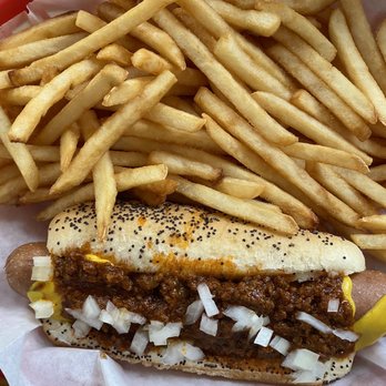 Skoogies - My fav, the Chili Home Wrecker with onions. - Hot Dogs Near Me - Mount Pleasant, South Carolina