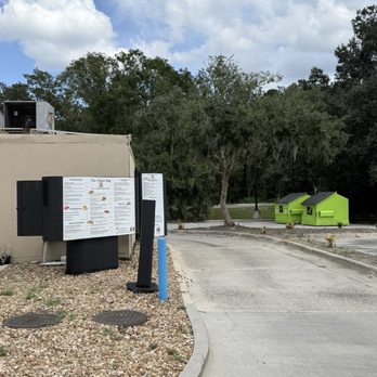 The Paper Bag - The drive through area - Delis Near Me - Waldo, Florida