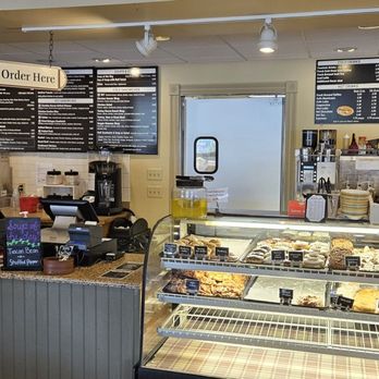 Bird-in-Hand Bakery & Cafe - Sandwich and donut counter - Bakeries Near Me - Bird In Hand, Pennsylvania Bird-in-Hand Bakery & Cafe - Sandwich and donut counter - Bakeries Near Me - Bird In Hand, Pennsylvania