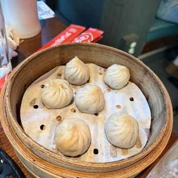Serious Dumpling 正经生煎 - Ube XLB (6)  (參薯) - Chinese Near Me - San Jose, California