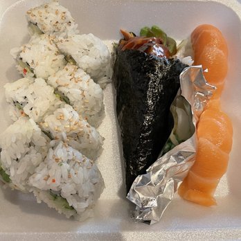 Sushi.Com - California roll, uni hand roll and salmon sushi - Sushi Bars Near Me - Spokane, Washington