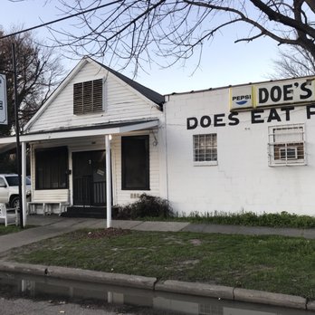 Doe's Eat Place - Steakhouses Near Me - Greenville, Mississippi