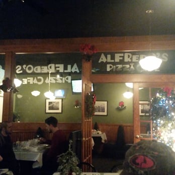 Alfredo's Pizza Cafe - Very nice in busy for a tuesd as y night !!?? - Pizza Near Me - Scranton, Pennsylvania Alfredo's Pizza Cafe - Very nice in busy for a tuesd as y night !!?? - Pizza Near Me - Scranton, Pennsylvania