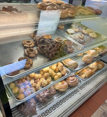 Golden Gate Donuts Mid Market - L