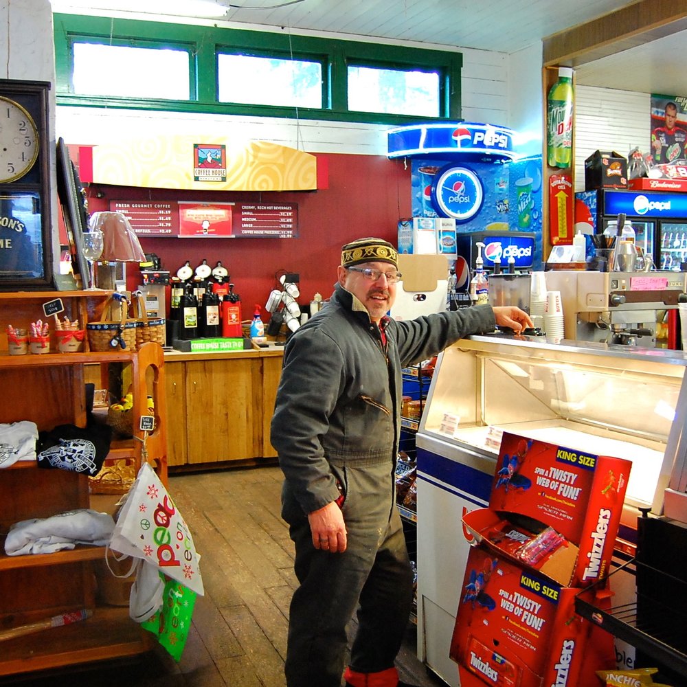 Blodgett Country Store - The ice cream counter - Grocery Near Me - Blodgett, Oregon