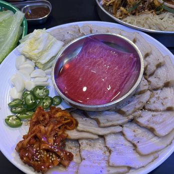New Village Gastro Pub - Korean Near Me - Northbrook, Illinois