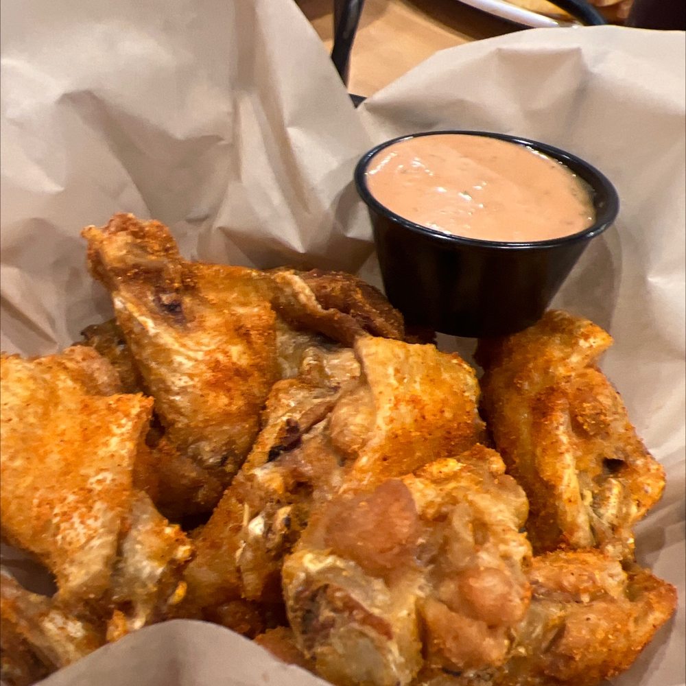 Big Kahuna Wings - Farragut