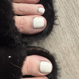 It was like she was afraid to paint all the way to the cuticle. They were not shaped well either. It was like she was afraid to paint all the way to the cuticle. They were not shaped well either.