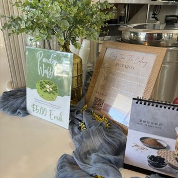 Nubo Tea - Don't forget to order a waffle - Bubble Tea Near Me - The Colony, Texas