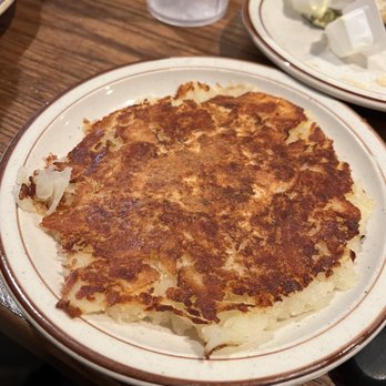 Baker's Cafe 33 - Crispy home fries - Steakhouses Near Me - Canton, Ohio