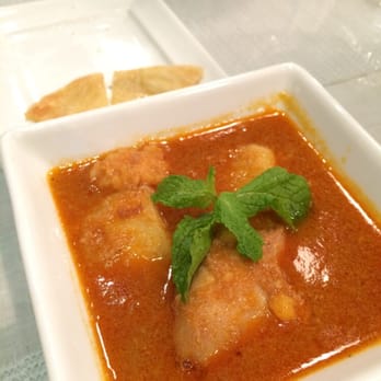 Dagon - Appetizer dish I can't remember the name of but it was bread and curry -- not bad. - Burmese Near Me - Honolulu, Hawaii Dagon - Appetizer dish I can't remember the name of but it was bread and curry -- not bad. - Burmese Near Me - Honolulu, Hawaii