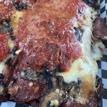 Acre Pizza - look at the crust yummm - Pizza Near Me - Petaluma, California
