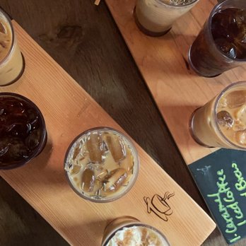 il Bar Coffeehouse & Bistro - Coffee flight - Coffee & Tea Near Me - Kimberly, Wisconsin il Bar Coffeehouse & Bistro - Coffee flight - Coffee & Tea Near Me - Kimberly, Wisconsin