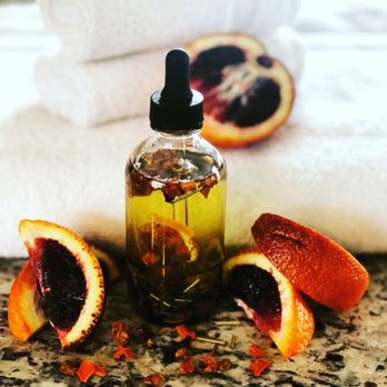 Elle Joli Beaute - Blood Orange Cell Rejuvenating Oil - Skin Care Near Me Elle Joli Beaute - Blood Orange Cell Rejuvenating Oil - Skin Care Near Me