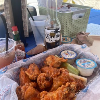 Gilbert's Resort - Mild wings (tossed in sauce) - Resorts Near Me - Key Largo, Florida Gilbert's Resort - Mild wings (tossed in sauce) - Resorts Near Me - Key Largo, Florida