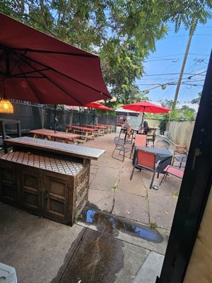 Room for Friends ... a wine bar! by null