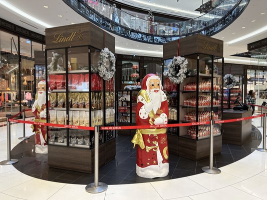 Mall of Berlin by null