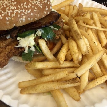 Unconventional Diner - Fried Chicken Sandwich - Breakfast & Brunch Near Me - Washington, DC, District of Columbia Unconventional Diner - Fried Chicken Sandwich - Breakfast & Brunch Near Me - Washington, DC, District of Columbia