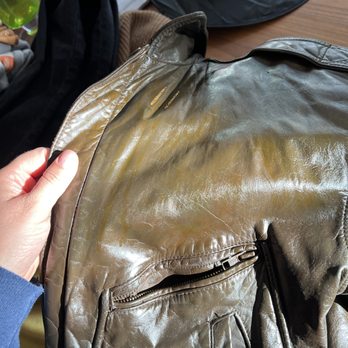 Lory's Denim & Leather Clinic - Sewing & Alterations Near Me - Studio City , California