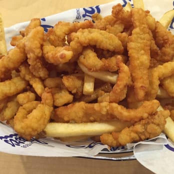 Ivar's Seafood Bar - Clam and chips - Seafood Near Me - Bellevue, Washington