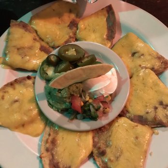 Gringo's Mexican Kitchen - How the nachos looked for 2 years with shredded cheddar - Mexican Near Me - La Porte, Texas Gringo's Mexican Kitchen - How the nachos looked for 2 years with shredded cheddar - Mexican Near Me - La Porte, Texas