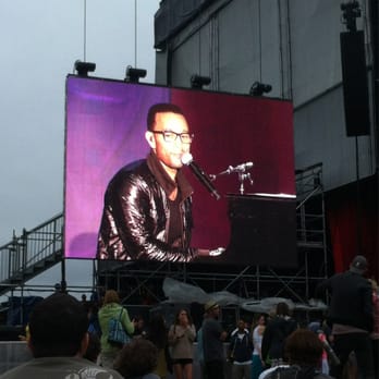 Firefly Music Festival - John Legend serenading us to heaven. - Festivals Near Me - Dover, Delaware