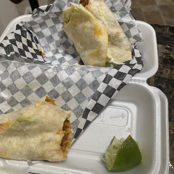 Tacos El Santuario - Burrito - Food Trucks Near Me - Poteet, Texas Tacos El Santuario - Burrito - Food Trucks Near Me - Poteet, Texas