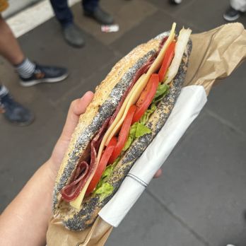 PAUL - Gloucester Road - Sandwich Montagnard Coppa Ham and Cheese Sandwich - Bakeries Near Me - London, XGL PAUL - Gloucester Road - Sandwich Montagnard Coppa Ham and Cheese Sandwich - Bakeries Near Me - London, XGL