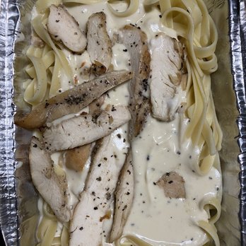 Pizza Twist - Chicken Alfredo Pasta - Pizza Near Me - Bakersfield, California Pizza Twist - Chicken Alfredo Pasta - Pizza Near Me - Bakersfield, California