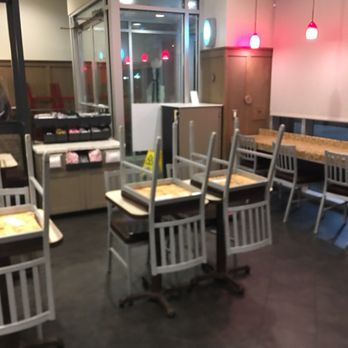 Chick-fil-A - Seating area at closing time. - Fast Food Near Me - Baltimore, Maryland
