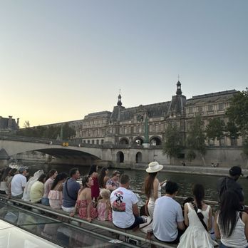 Bateaux Parisiens - French Near Me - Paris, 75 Bateaux Parisiens - French Near Me - Paris, 75