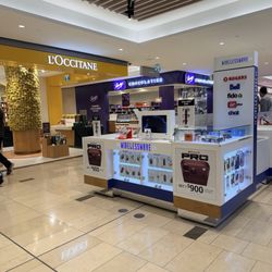 Pacific Centre Mall