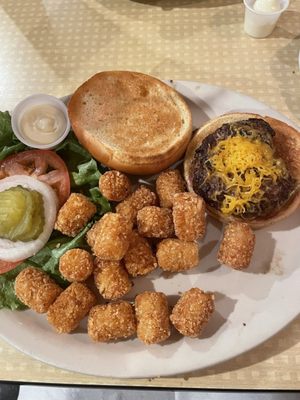 Syd's Fine Food and Spirits by null