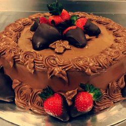 Estrella's Bakery