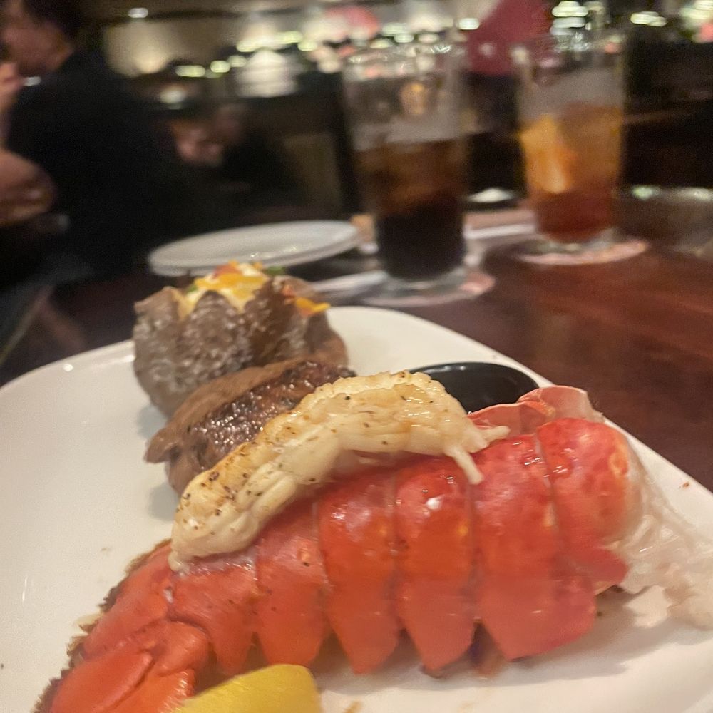 LongHorn Steakhouse - Steakhouses Near Me - Skokie, Illinois LongHorn Steakhouse - Steakhouses Near Me - Skokie, Illinois