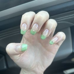 Venetian Nails - Manicure