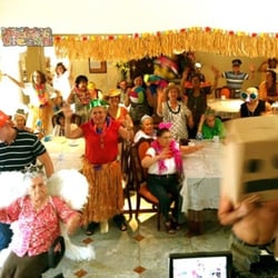 Residencia Villa Alegre - Divertidos momentos en la Residencia Villa Alegre, bailando el Harlem Shake todos muy contentos.