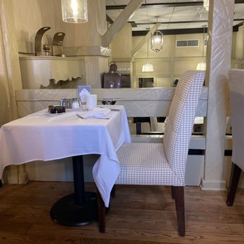 Cafe On Oak - Breakfast & Brunch Near Me - Chicago, Illinois Cafe On Oak - Breakfast & Brunch Near Me - Chicago, Illinois