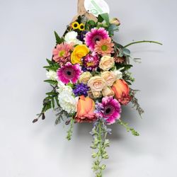 My Little Posy - Brighten your space with a splash of pure joy. Effortlessly vibrant and elegantly wrapped. Happy looks good on you! #FreshBlooms