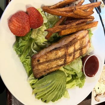 Villa Macri Ristorante - Strawberry Avocado with Grilled Salmon - Italian Near Me - Granger, Indiana