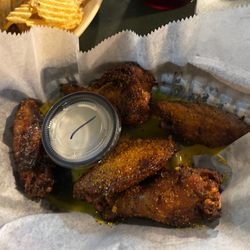AJ's Pizza Pub - Wings